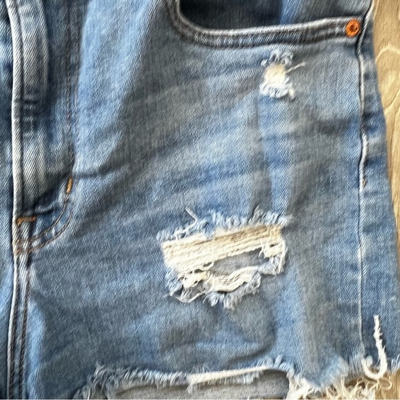 Levi's High Rise Shorts - Size 30 - Denim Casual Summer - Picture 3 of 7